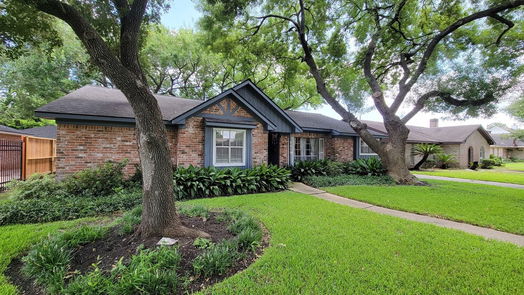 Houston 1-story, 3-bed 7619 Burning Hills Drive-idx