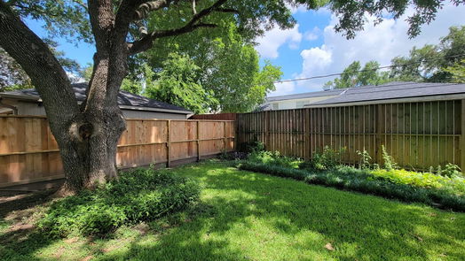 Houston 1-story, 3-bed 7619 Burning Hills Drive-idx