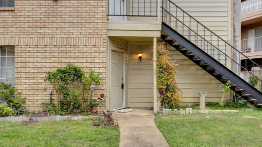 Houston 1-story, 2-bed 10101 S Gessner Road 409-idx