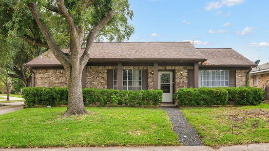 Houston 1-story, 3-bed 15403 Poolview Street-idx