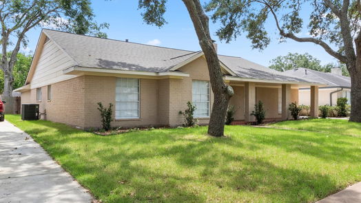 Houston 1-story, 4-bed 7631 Braesdale Lane-idx