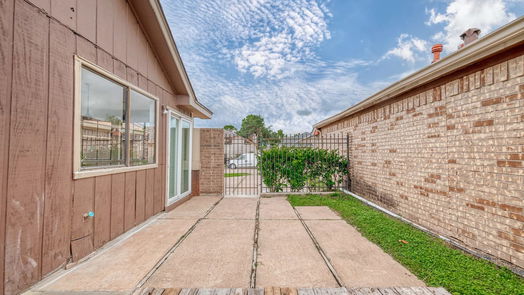 Houston 1-story, 2-bed 7815 Micheline Circle-idx