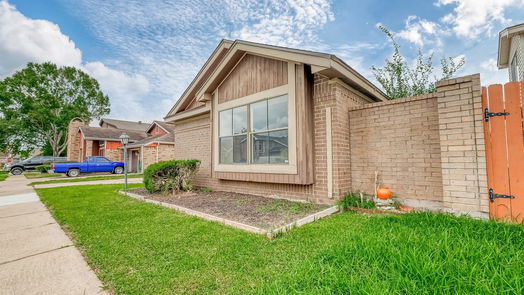 Houston 1-story, 2-bed 7815 Micheline Circle-idx