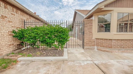 Houston 1-story, 2-bed 7815 Micheline Circle-idx