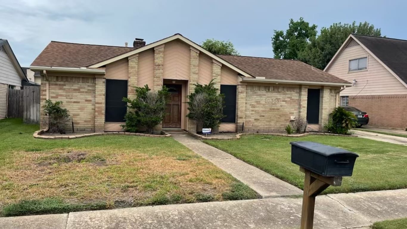 Houston 1-story, 3-bed 12223 Brookvalley Drive-idx