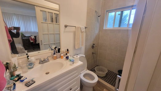 Houston null-story, 6-bed 12011 Sharpcrest Street-idx