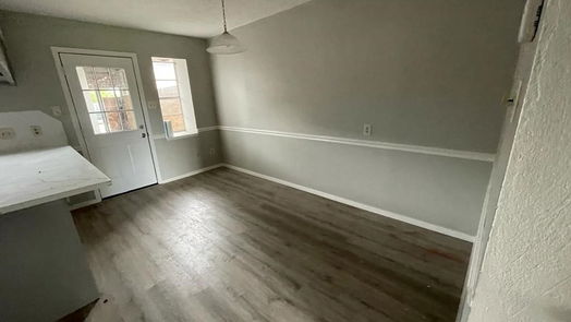 Houston 2-story, 2-bed 11537 Beechnut Street-idx
