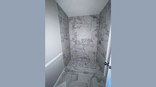 Houston 2-story, 2-bed 11537 Beechnut Street-idx