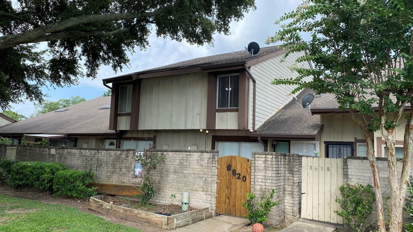 Houston 2-story, 3-bed 8620 Dairy View Lane-idx