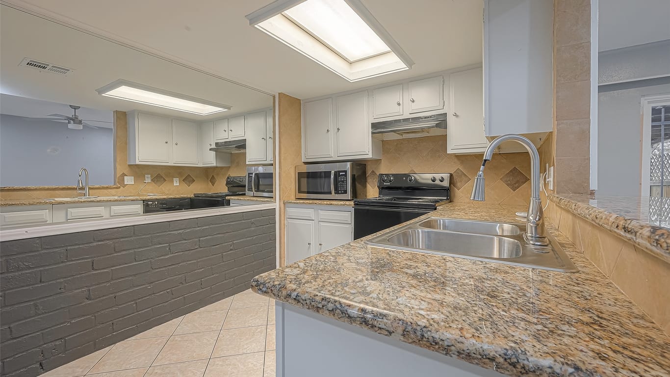 Houston 1-story, 3-bed 7455 Cook Road-idx