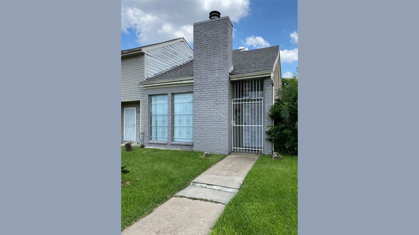 Houston 2-story, 2-bed 10930 Village Bend Lane 930-idx