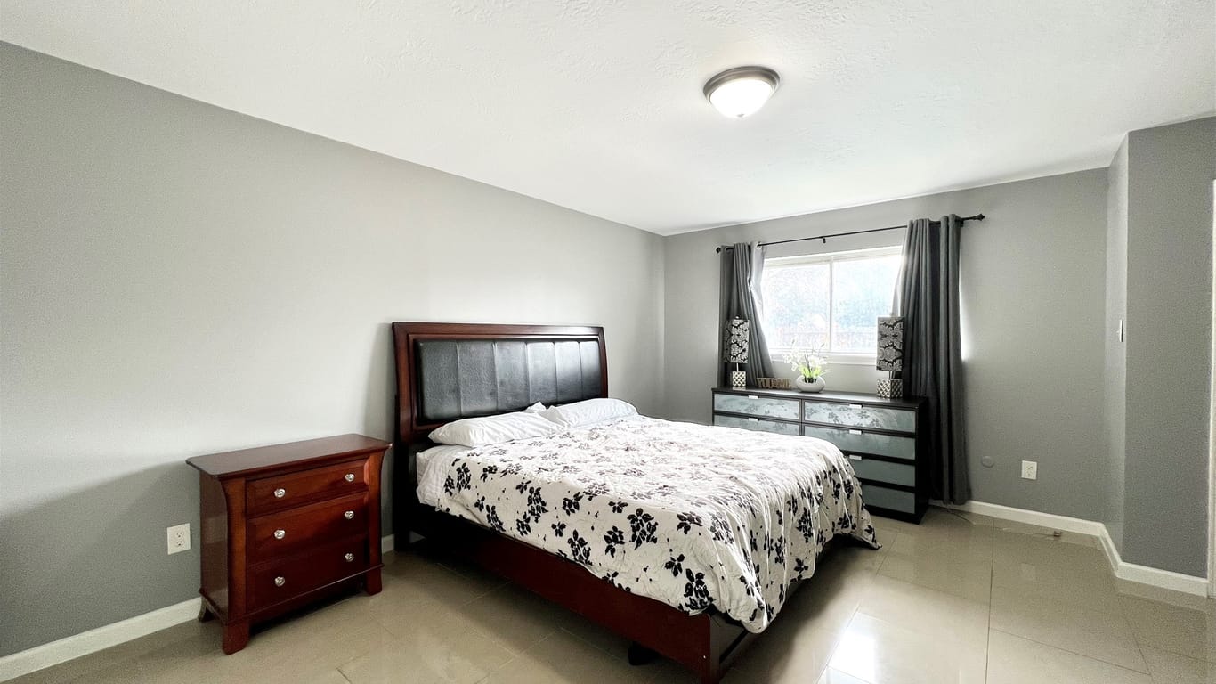Houston 1-story, 4-bed 11515 Bandlon Drive-idx