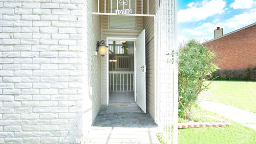 Houston 2-story, 2-bed 10930 Village Bend Lane 930-idx