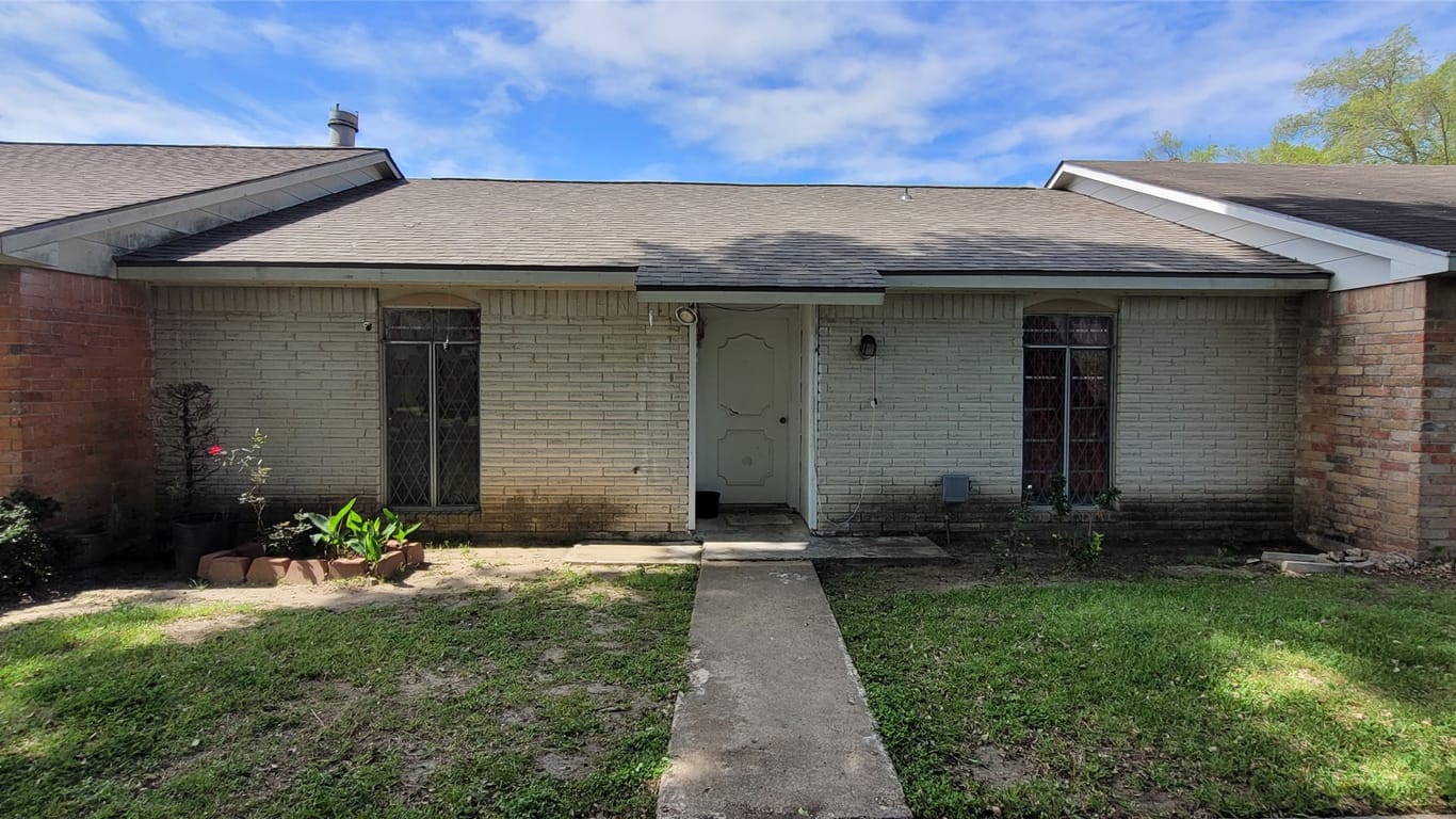 Houston 1-story, 2-bed 13007 High Star Drive-idx