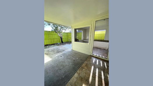 Houston 1-story, 3-bed 12255 Sharpview Drive-idx