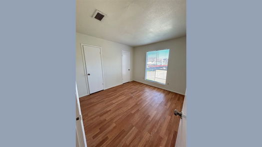 Houston 1-story, 2-bed 8405 Wilcrest Drive 1606-idx