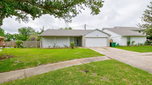 Houston 1-story, 3-bed 12543 Sharpview Drive-idx