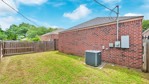 Houston 1-story, 4-bed 12836 Newbrook Drive-idx