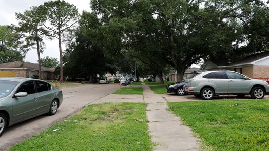 Houston 1-story, 7-bed 11214 Sandstone Street-idx