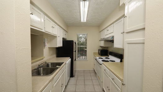 Houston 1-story, 1-bed 10555 Turtlewood Court 901-idx