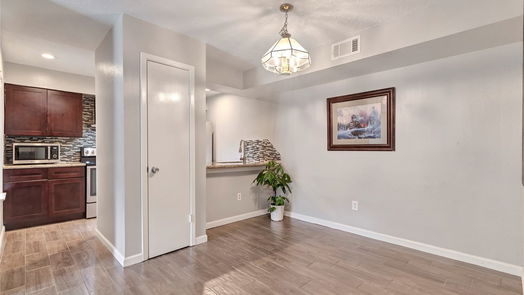 Houston 1-story, 2-bed 10555 Turtlewood Court 414-idx