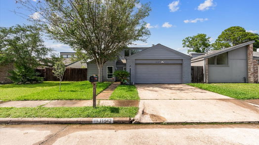 Houston 1-story, 3-bed 11542 Bellerive Drive-idx