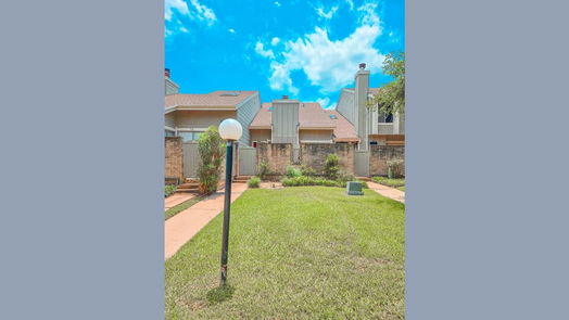 Houston 2-story, 2-bed 7104 Brendam Lane-idx