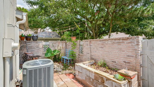 Houston 2-story, 2-bed 13025 Leader Street-idx