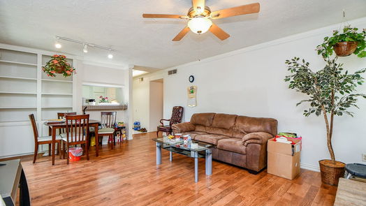 Houston 1-story, 1-bed 10555 Turtlewood Court 2702-idx