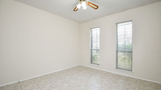 Houston 1-story, 3-bed 11303 Newbrook Drive-idx