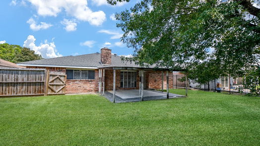 Houston 1-story, 3-bed 11303 Newbrook Drive-idx