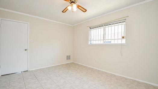 Houston 1-story, 3-bed 11303 Newbrook Drive-idx