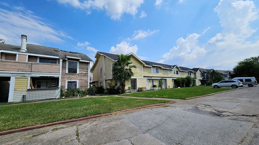 Houston 1-story, 2-bed 8405 Wilcrest Drive 1703-idx