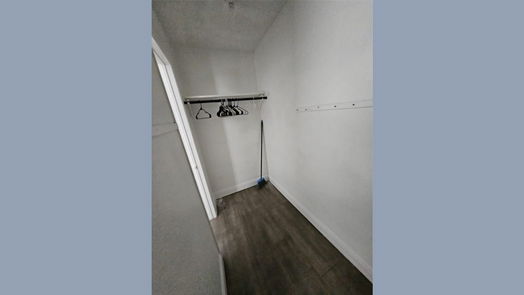 Houston 1-story, 2-bed 8405 Wilcrest Drive 1703-idx