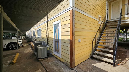 Houston 1-story, 2-bed 8405 Wilcrest Drive 1703-idx