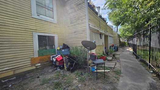 Houston 1-story, 2-bed 8405 Wilcrest Drive 1703-idx