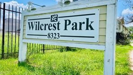 Houston 1-story, 2-bed 8405 Wilcrest Drive 1703-idx