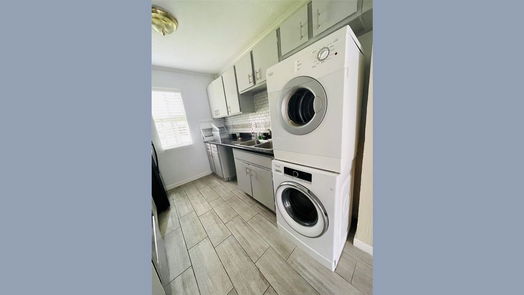 Houston 2-story, 2-bed 8405 Wilcrest Drive 3108-idx