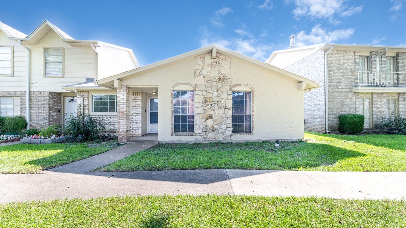 Houston 1-story, 3-bed 6716 Westwick Drive-idx