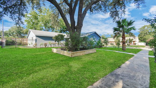 Houston 1-story, 3-bed 12031 Sharpcrest Street-idx