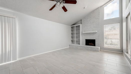 Houston 1-story, 3-bed 11526 Sands Point Drive-idx