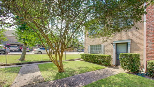 Houston 2-story, 2-bed 4124 Belle Park Drive-idx