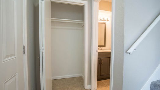 Houston 2-story, 2-bed 4064 Belle Park Drive 4064-idx