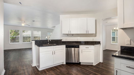 Houston 2-story, 5-bed 1107 Laurel Chase Trail-idx