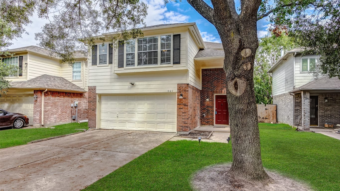 Houston 2-story, 4-bed 1027 Willow West Drive-idx