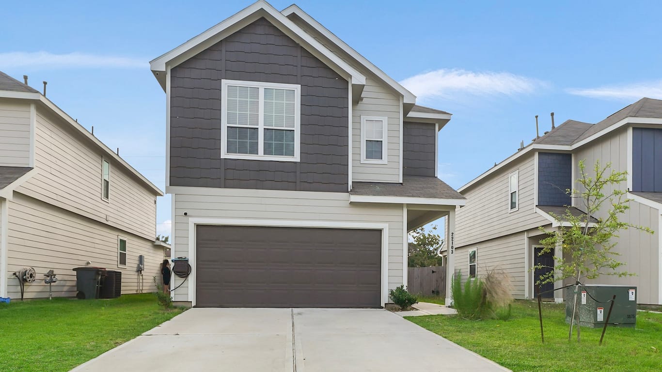 Houston 2-story, 3-bed 22103 Regal Heights Lane-idx