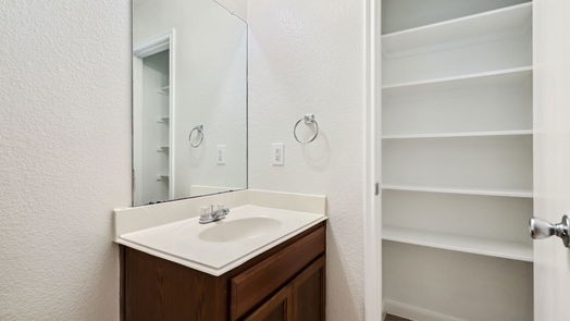 Houston 2-story, 3-bed 530 Silky Leaf Drive-idx