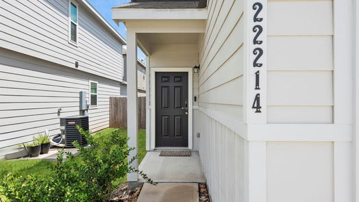 Houston 2-story, 3-bed 22214 Sovereign Heights Lane-idx