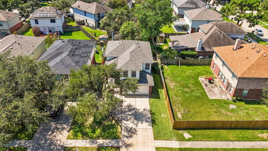 Houston 2-story, 3-bed 1010 Willow West Drive-idx