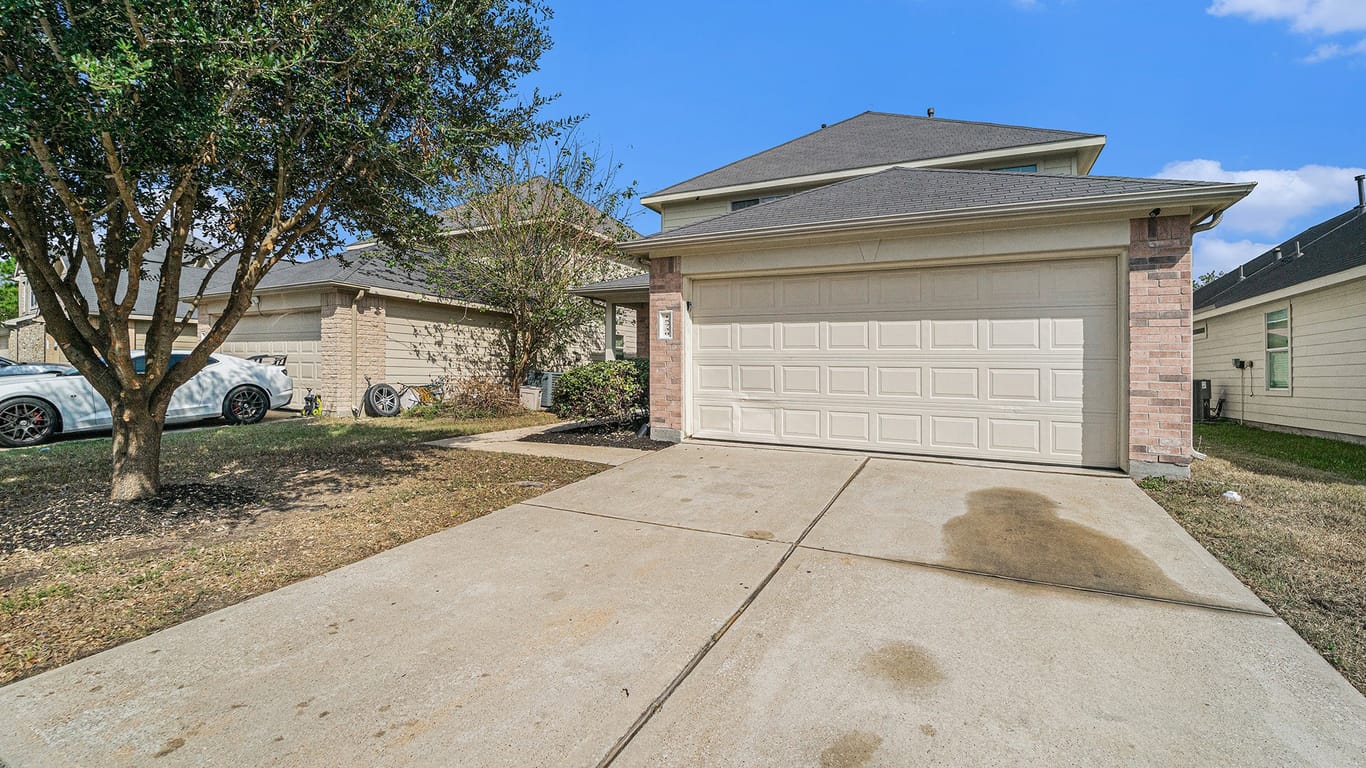 Houston null-story, 4-bed 15730 Regal Trace Lane-idx